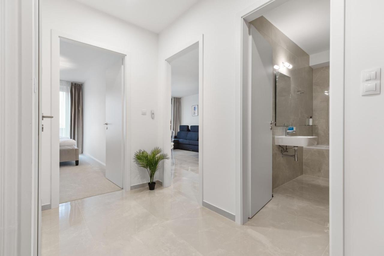 Lam Jegeho Alej - Jacuzzi - Free Parking Daire Bratislava Dış mekan fotoğraf