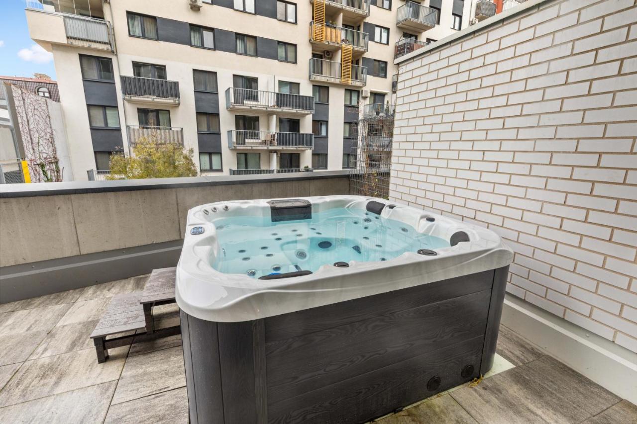 Lam Jegeho Alej - Jacuzzi - Free Parking Daire Bratislava Dış mekan fotoğraf